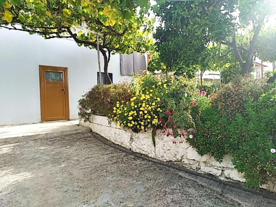 Hako Apartments Sarandë Eksteriør bilde